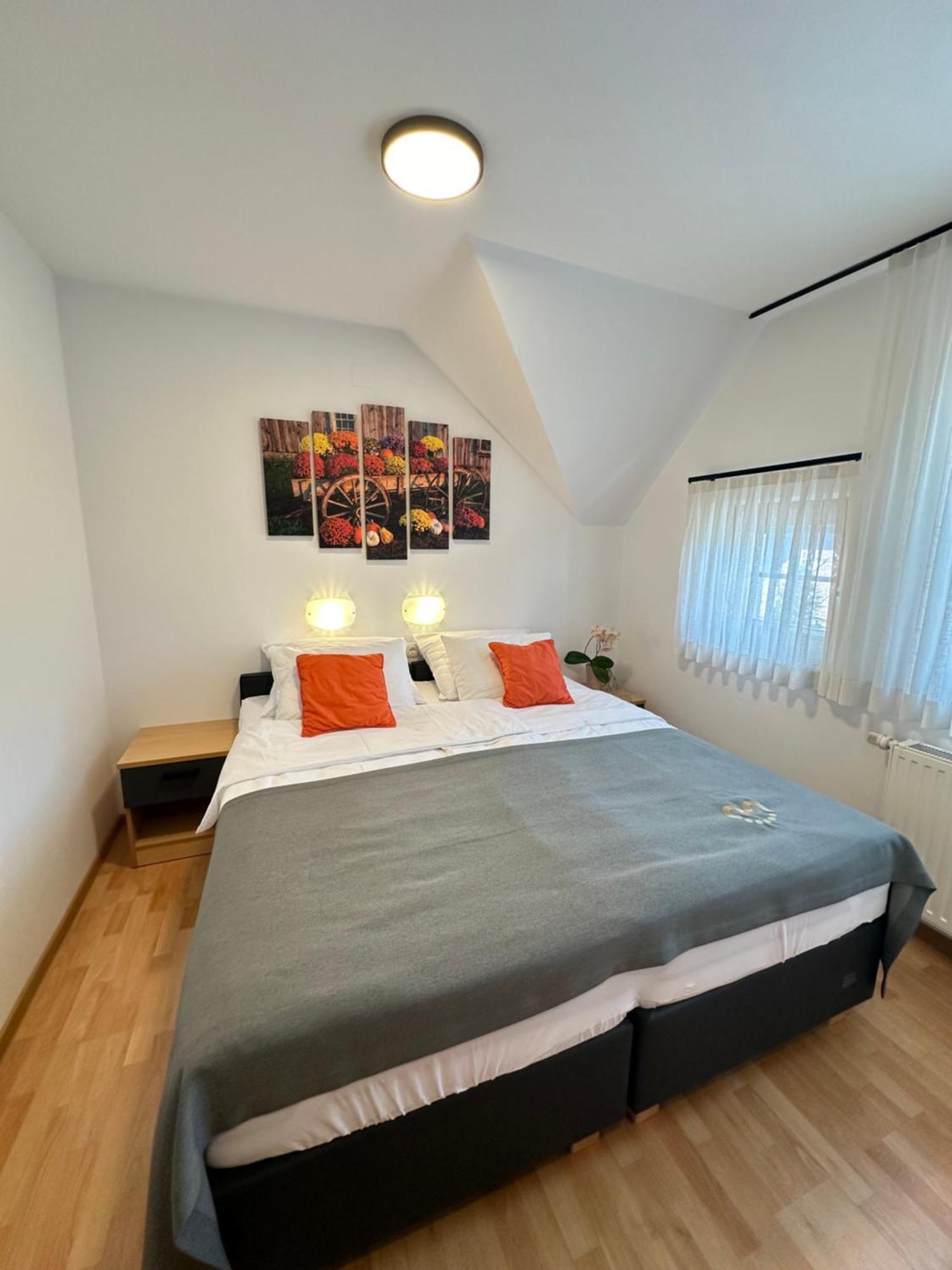 Boutique Hotel Loka Шкоф'я-Лока Екстер'єр фото