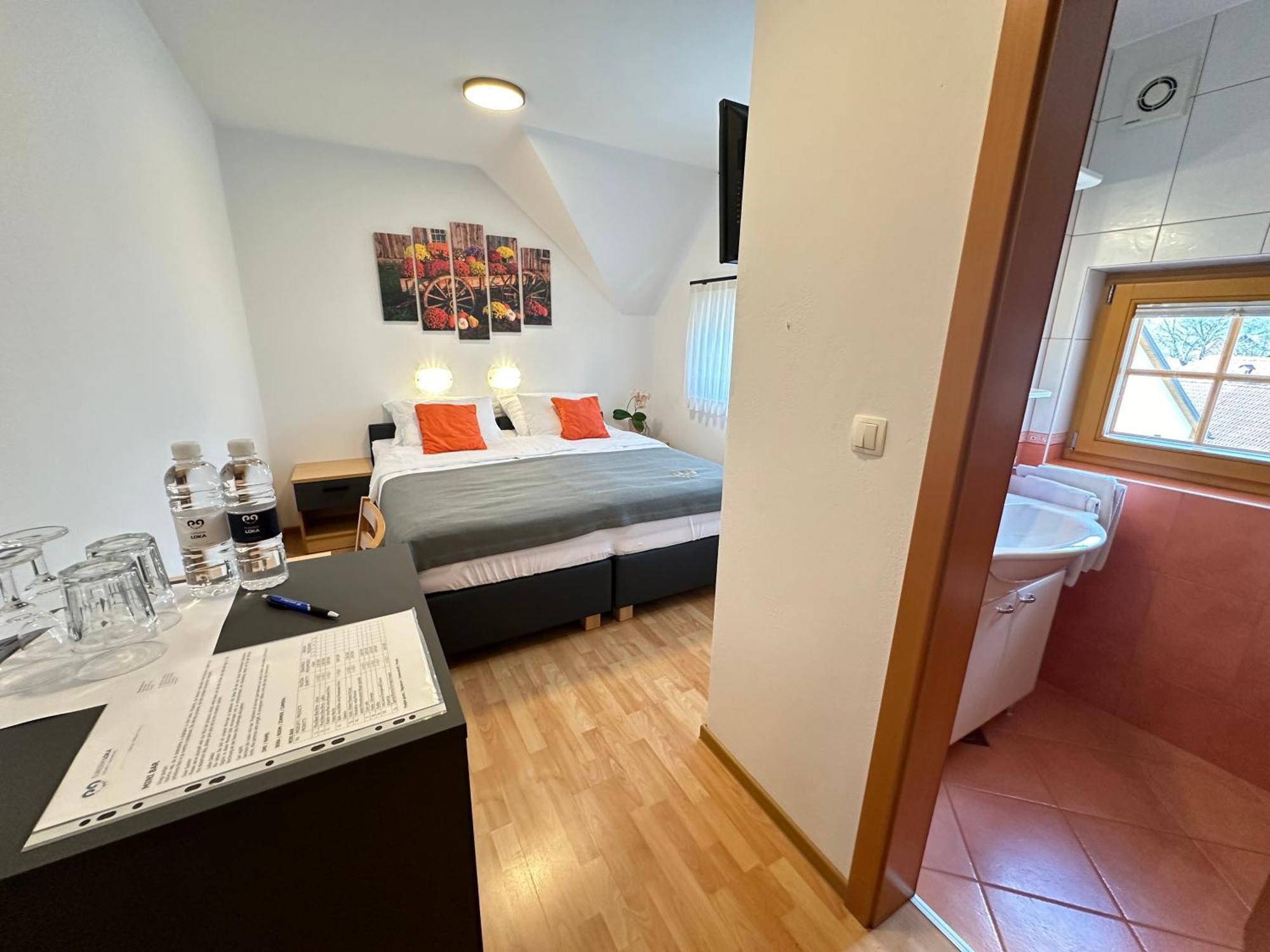 Boutique Hotel Loka Шкоф'я-Лока Екстер'єр фото